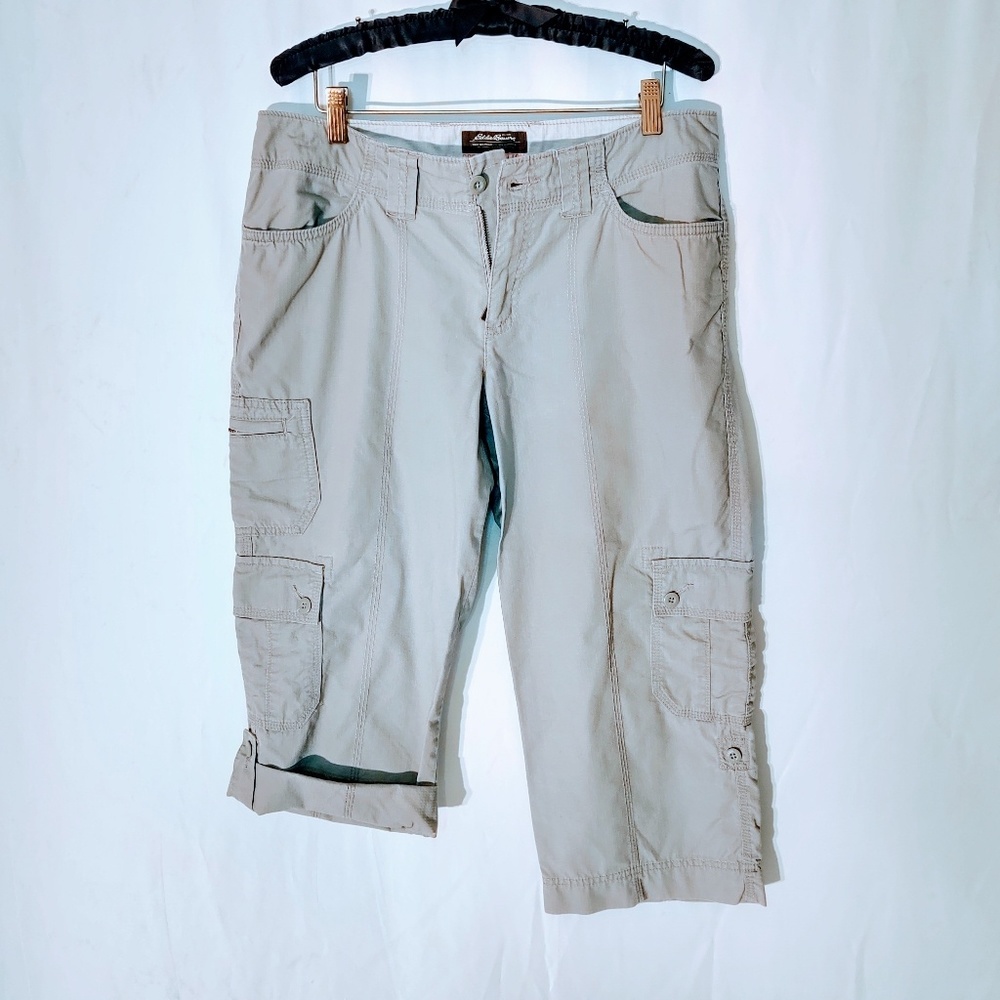 LIKE NEW EDDIE BAUER GRAY/KHAKI CROP CARGOS